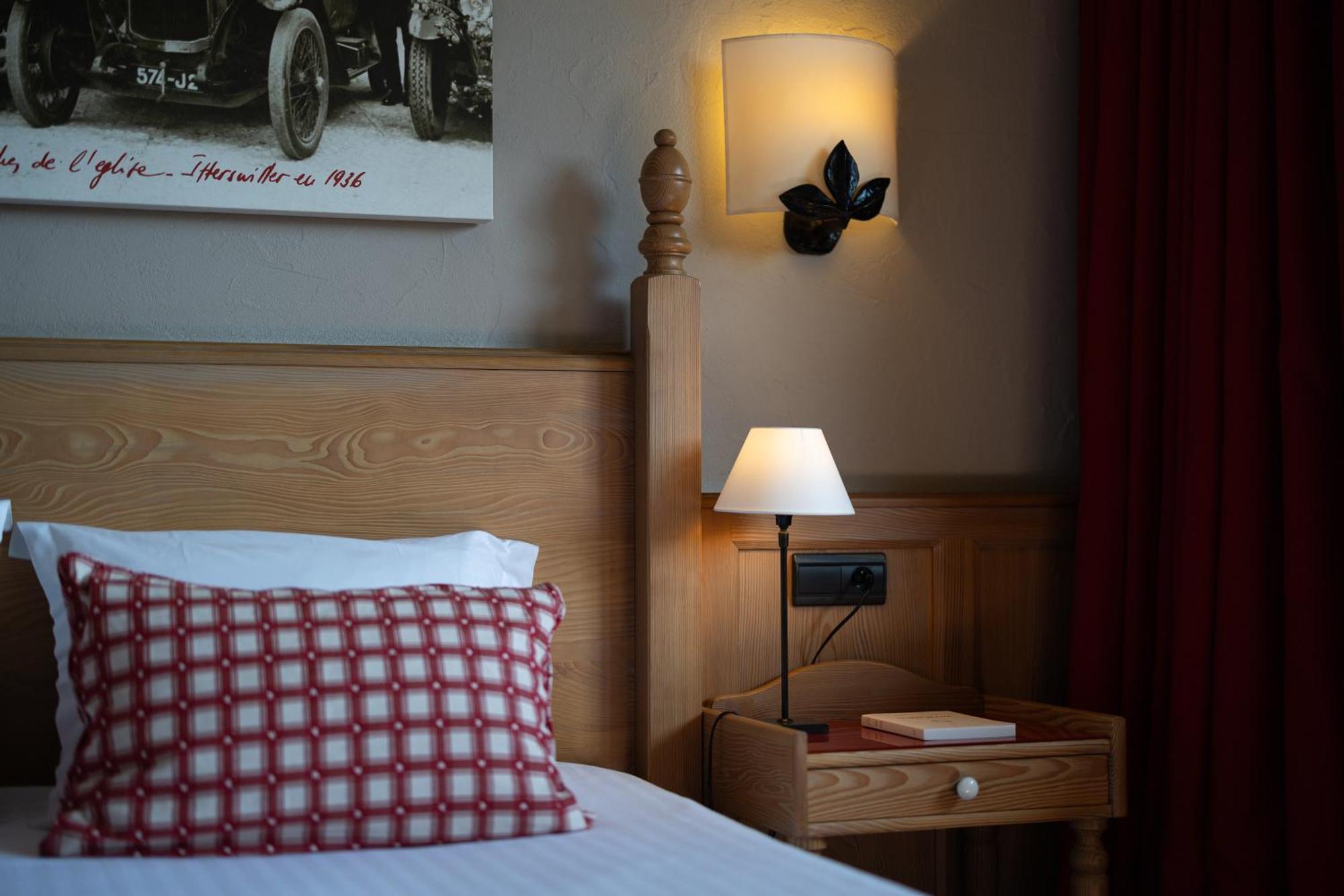 Hotel Arnold Itterswiller Bagian luar foto